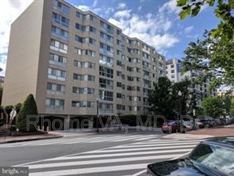 No So Foggy In Foggy Bottom property image