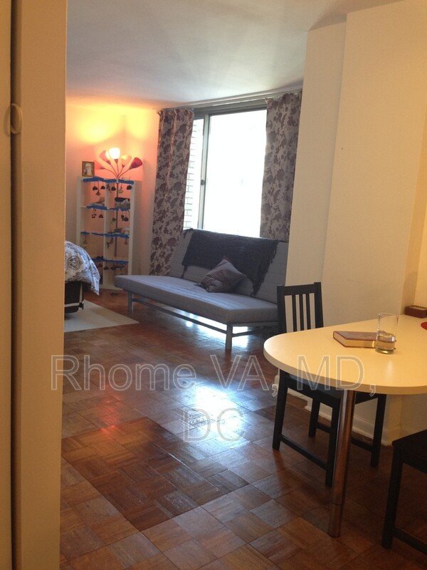 Not So Foggy In Foggy Bottom property image