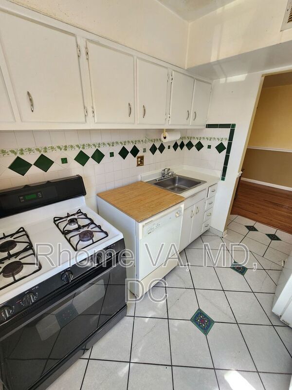 Welcome to Foxcroft Colony property image