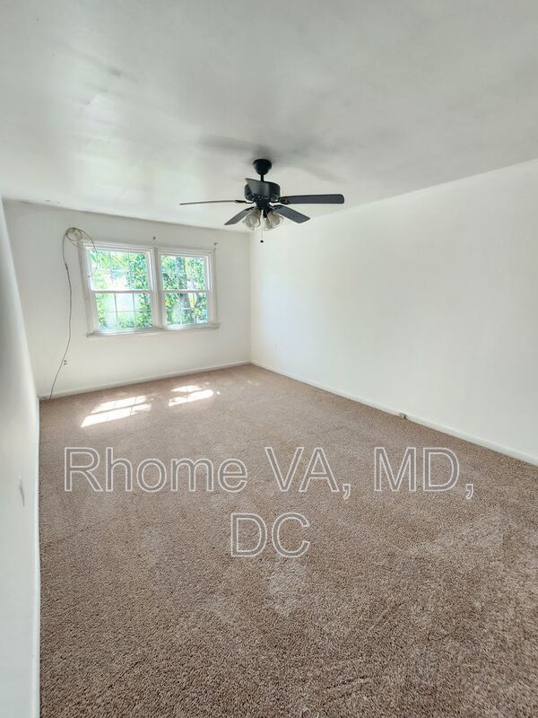Welcome to Foxcroft Colony property image
