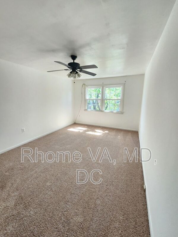 Welcome to Foxcroft Colony property image