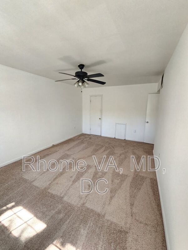 Welcome to Foxcroft Colony property image