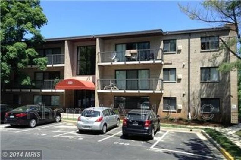 Experience the Bolling Brook Lifestyle property image