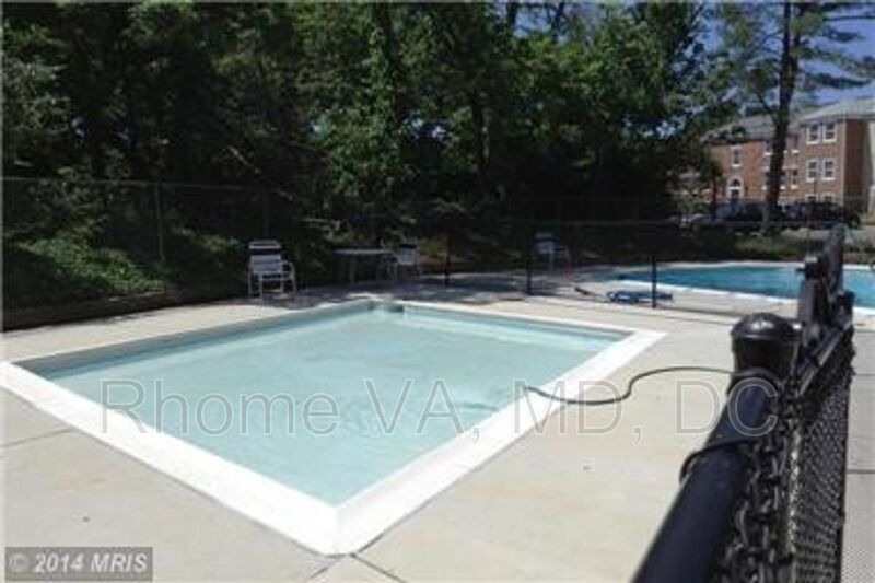 Experience the Bolling Brook Lifestyle property image