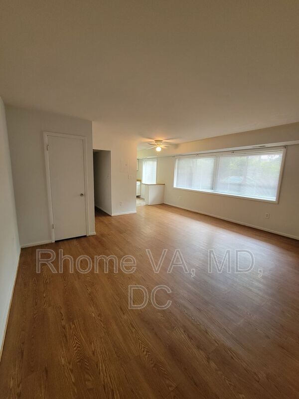 Experience the Bolling Brook Lifestyle property image