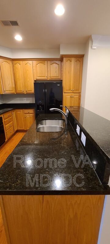 Welcome to the Potomac Club property image