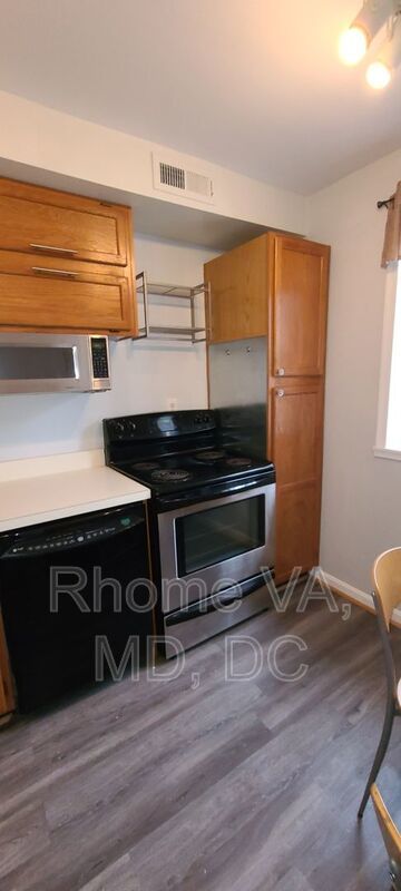 Live Where You Work and Play property image