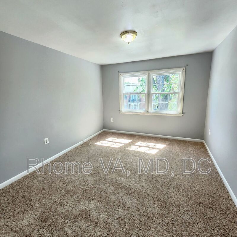 Welcome to Foxcroft Colony property image