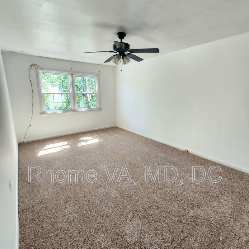 Welcome to Foxcroft Colony property image